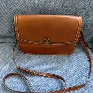 Ladies Fossil crossbody bag